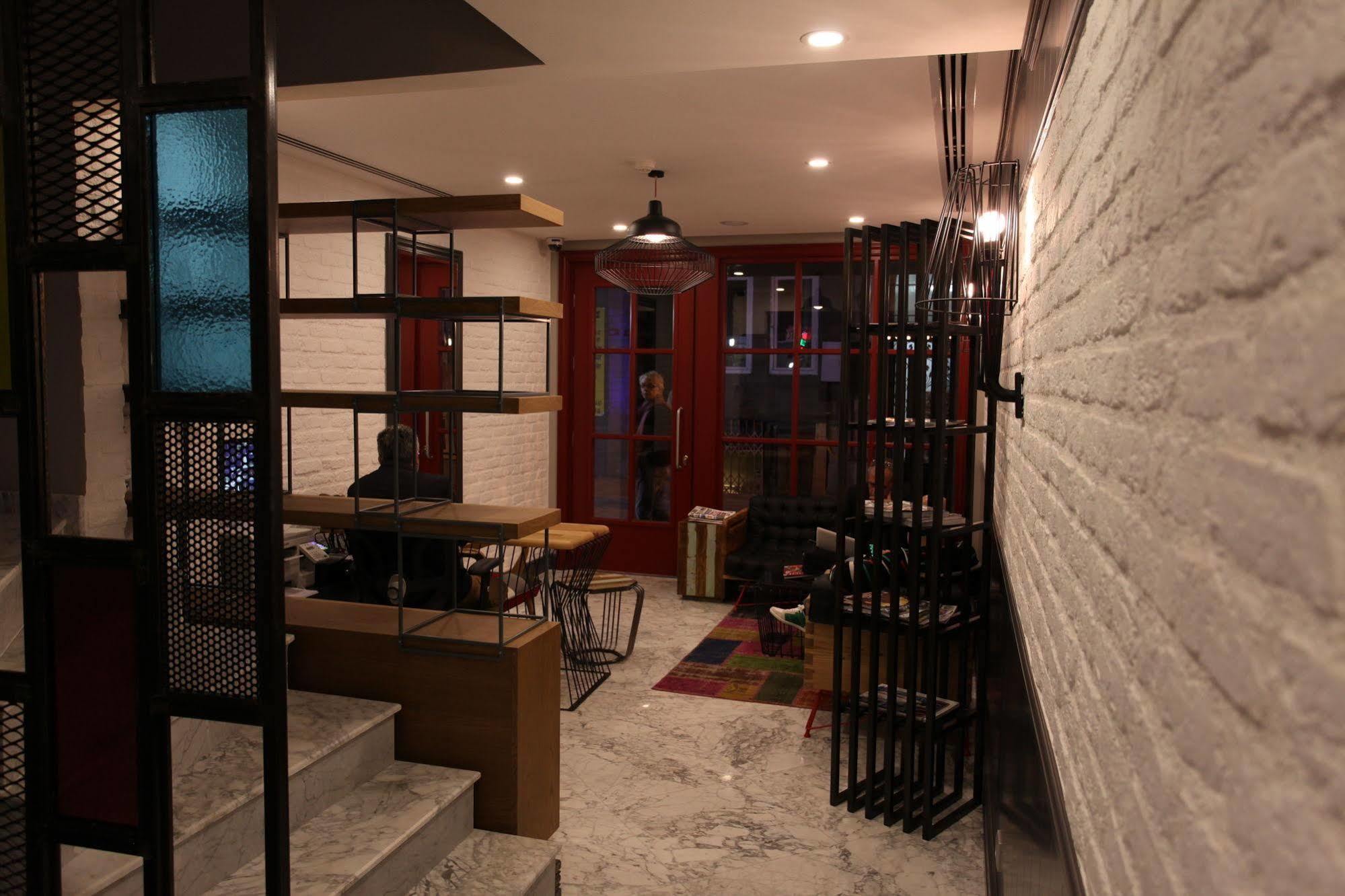 Q Pera Hotel (Adults Only) Istanbul Exterior photo